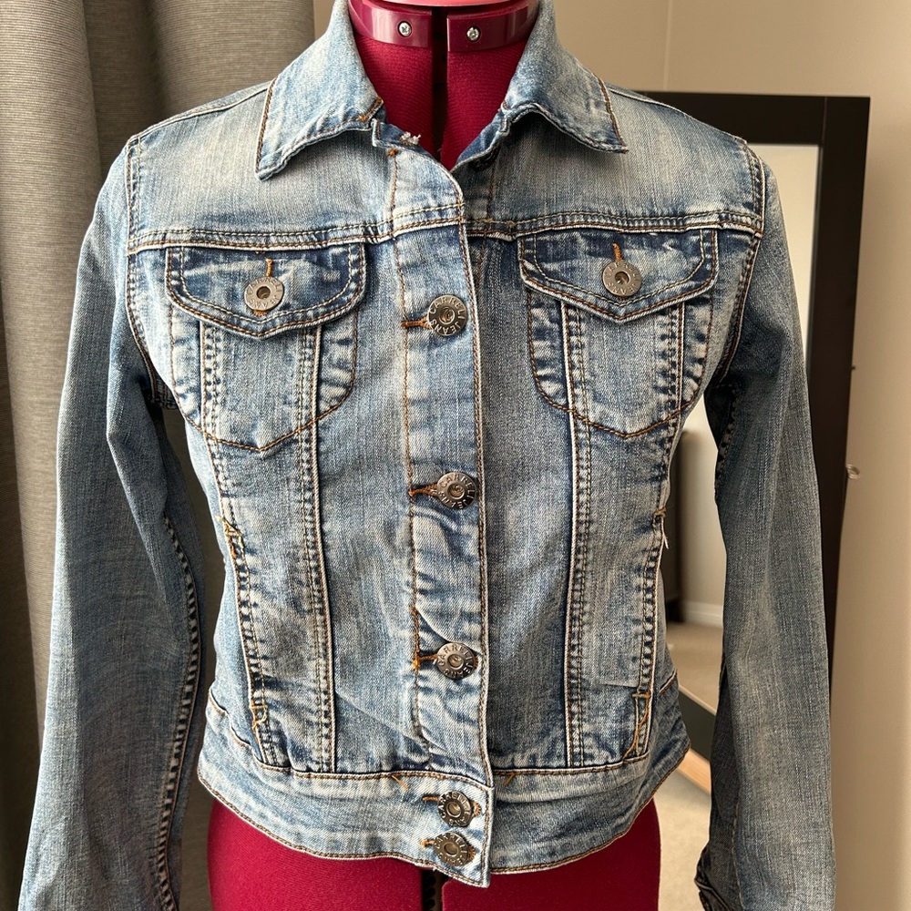 Blue Jean Jacket with Distressed Finish and Cropped Cut